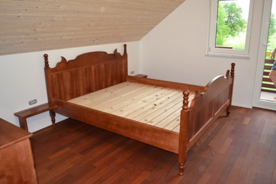 Masivna rustikalna postelja po meri